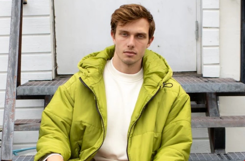 sittingsuits.com